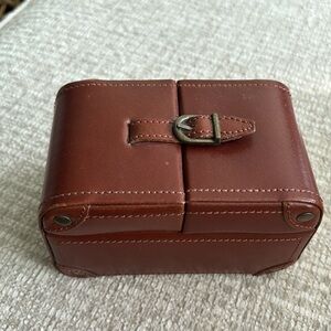 Cute leather looking jewelry box